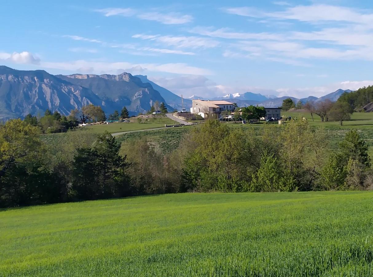 Les Terrasses du Châtelard Theze (Alpes-de-Haute-Provence) Exterior foto